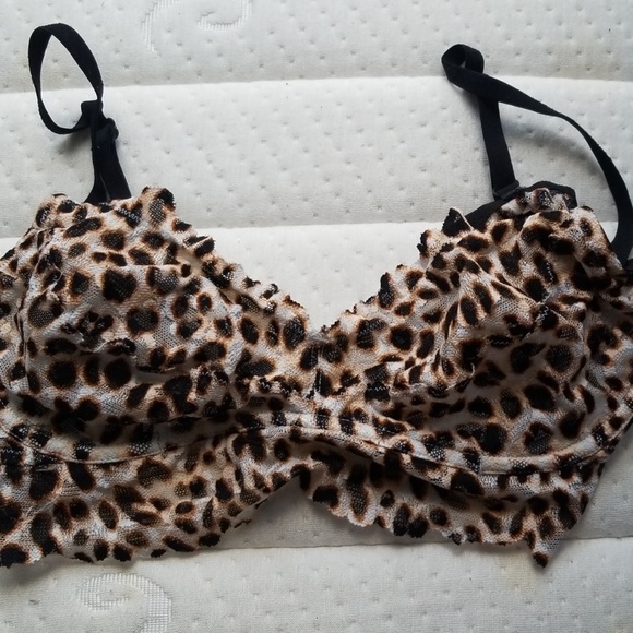 PINK BRALETTE - Picture 1 of 2